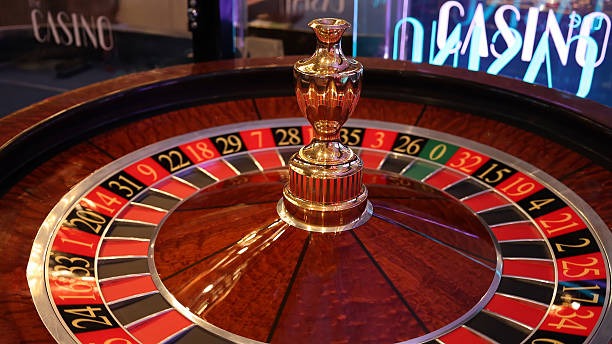 Baccarat and Dragon Tiger card games Baccarat and Dragon Tiger card game displays