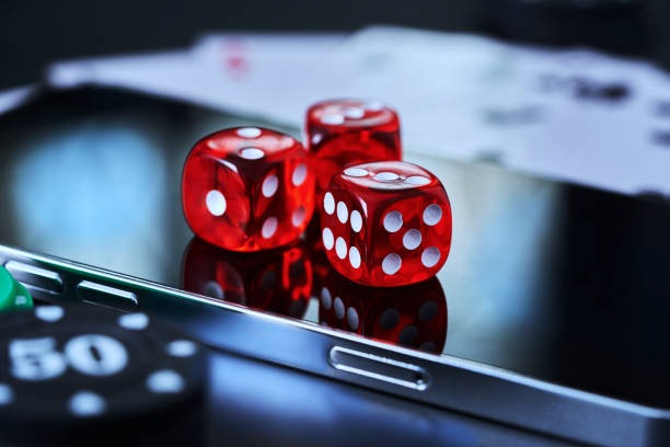 Betting interface showing fold, call, raise, and all-in buttons